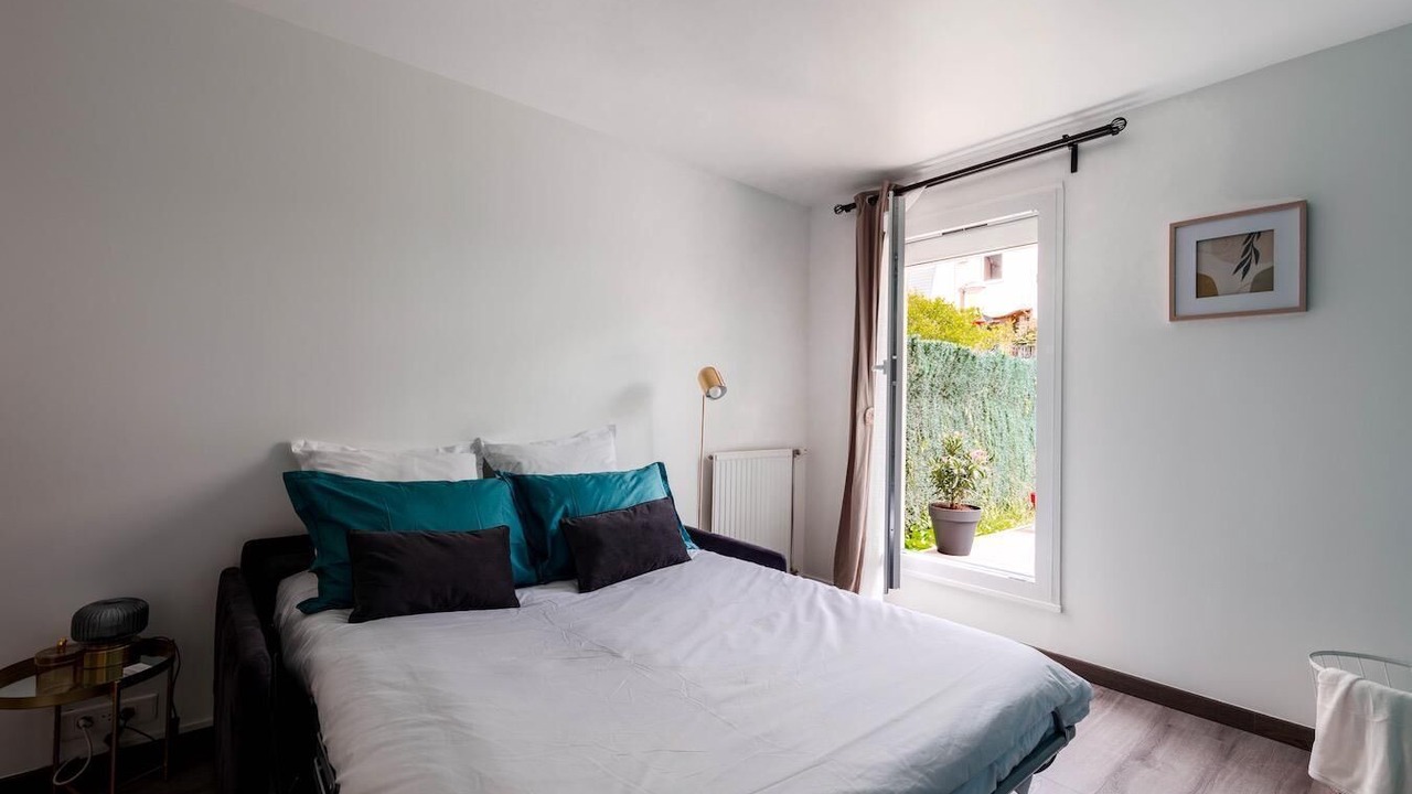 Photo of Bedroom in L'Echat
