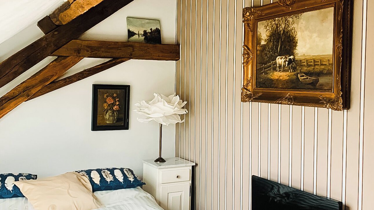 Photo of Bedroom in Larochemillay