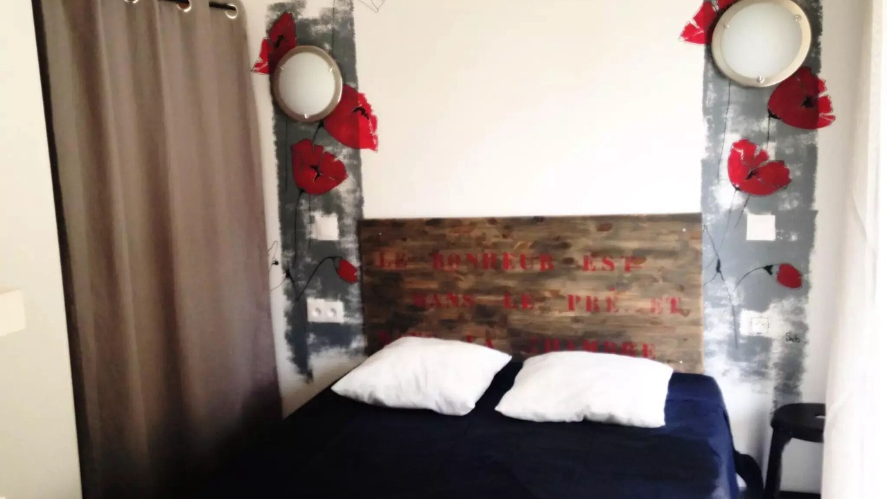 Photo of Bedroom in Saint-Paul-Trois-Chateaux