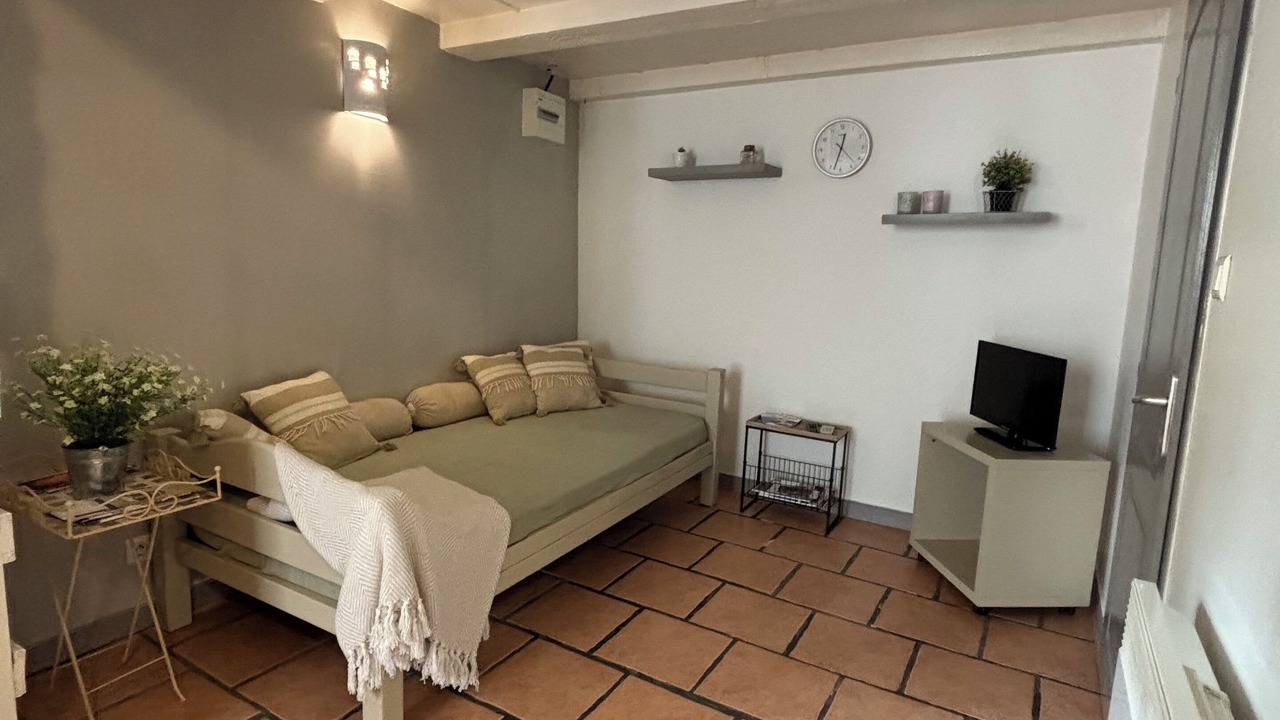 Photo of Livingroom in Saint-Paul-Trois-Chateaux