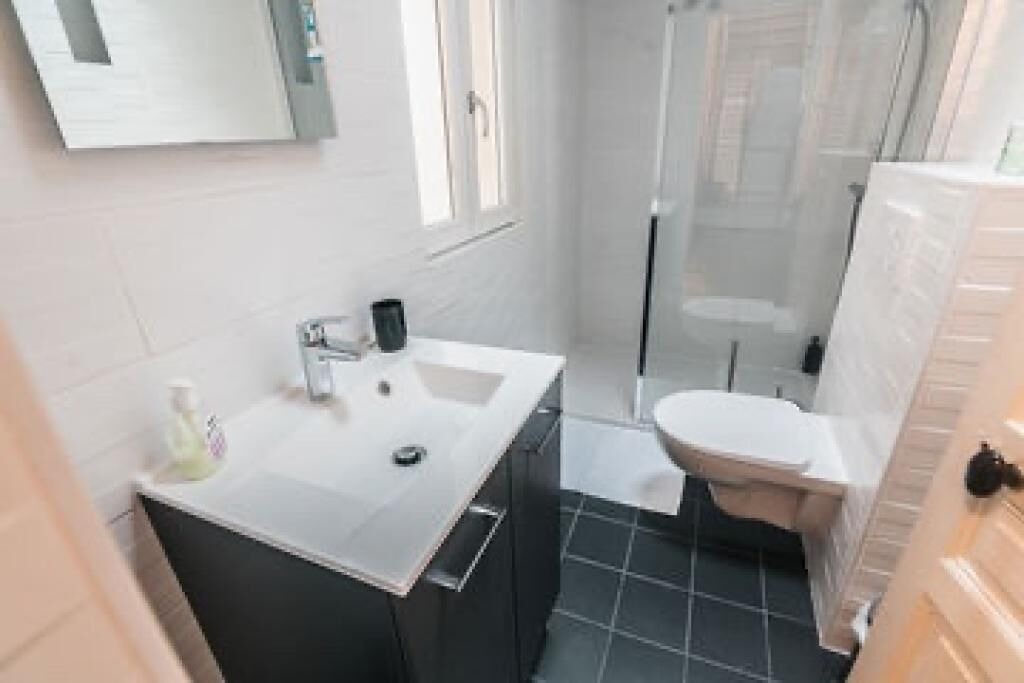 Photo of Bathroom in Tournus
