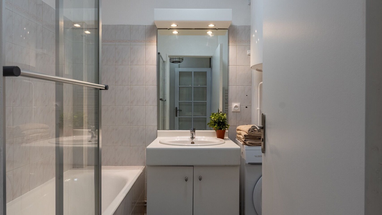 Photo of Bathroom in Nogent Village
