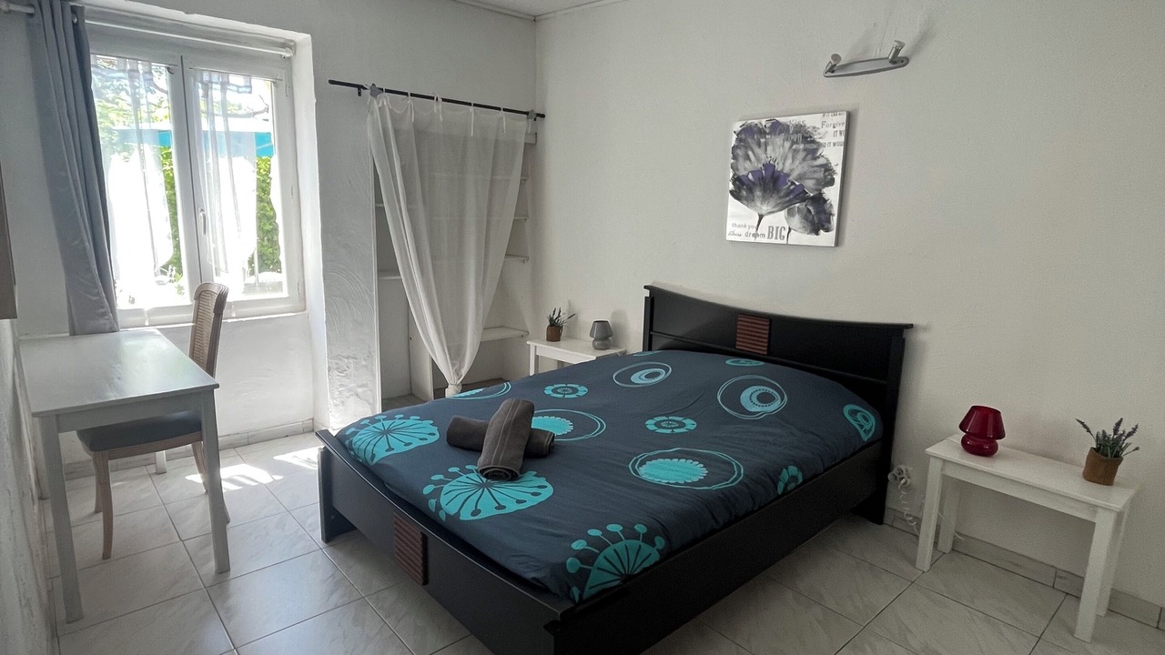 Photo of Bedroom in Saint-Paul-Trois-Chateaux