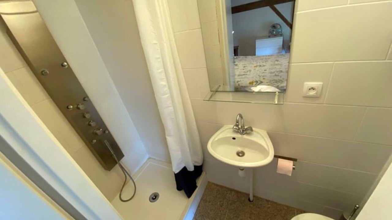 Photo of Bathroom in Contreglise