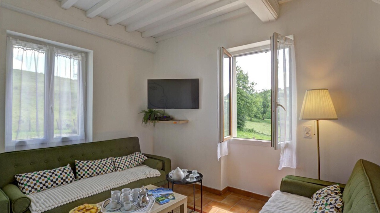 Photo of Livingroom in Belmont-de-la-Loire