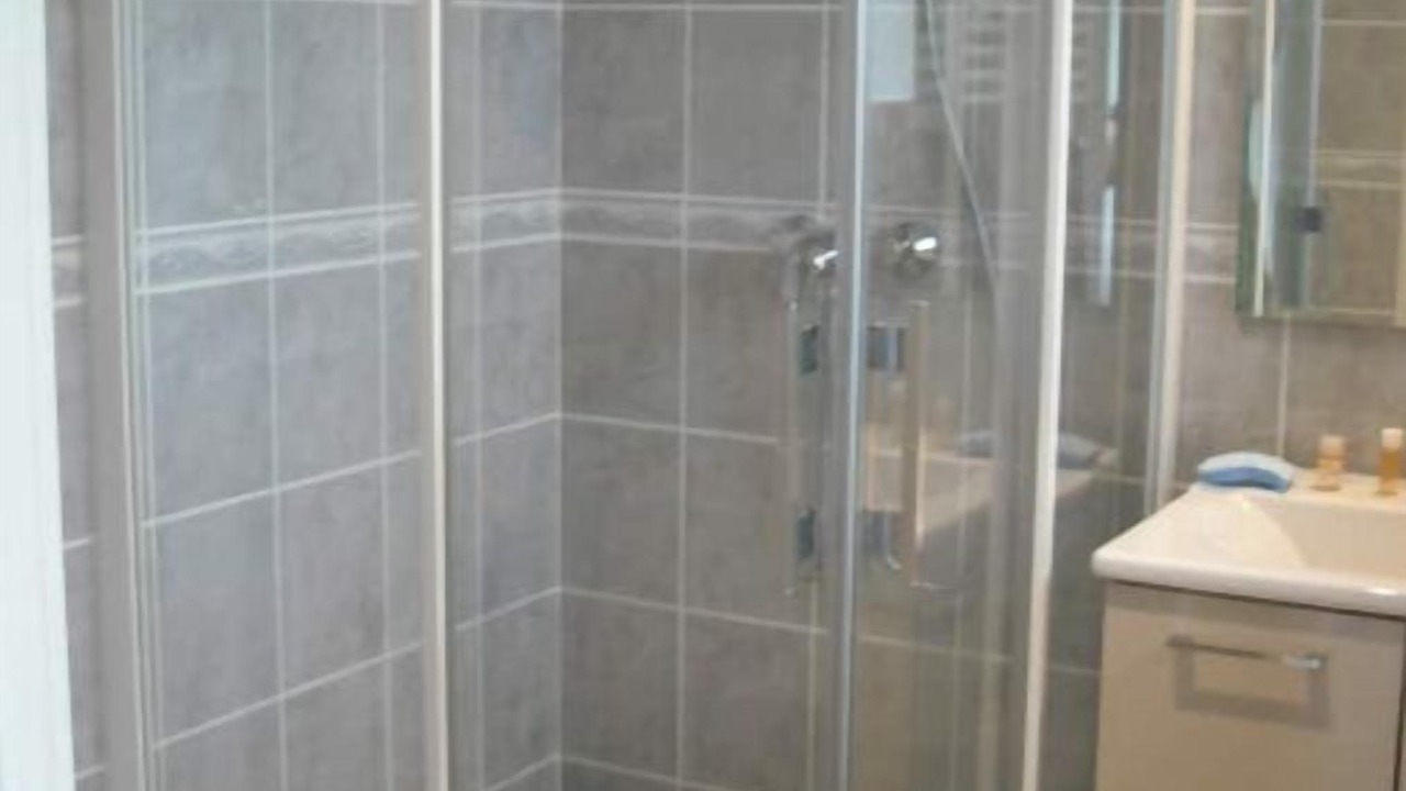 Photo of Bathroom in Arnay-le-Duc