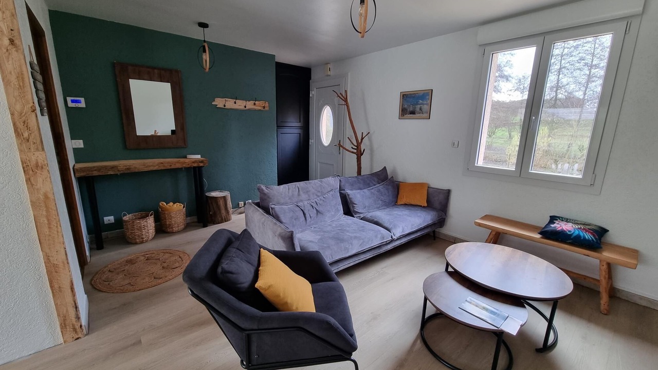 Photo of Livingroom in Bazegney