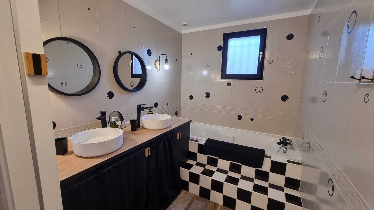 Photo of Bathroom in Bazegney