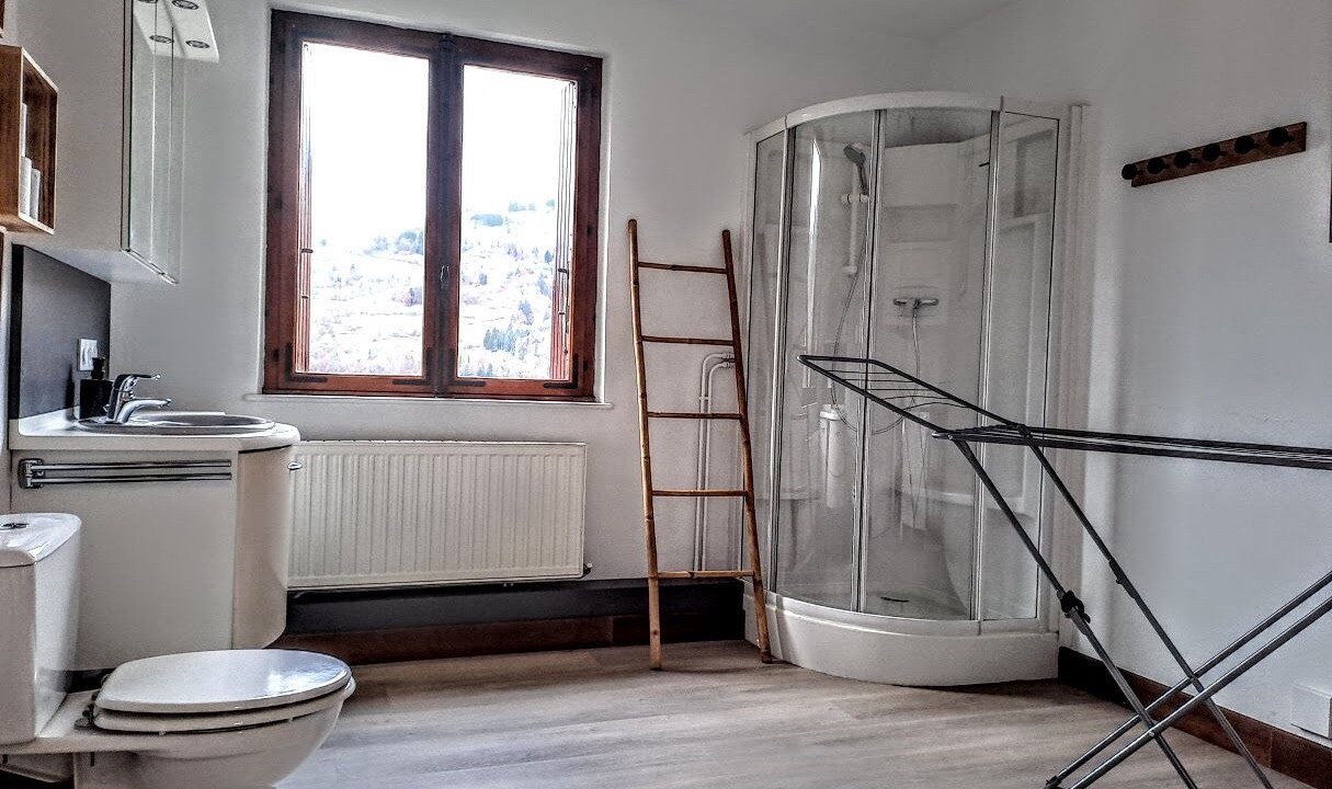 Photo of Bathroom in Travexin