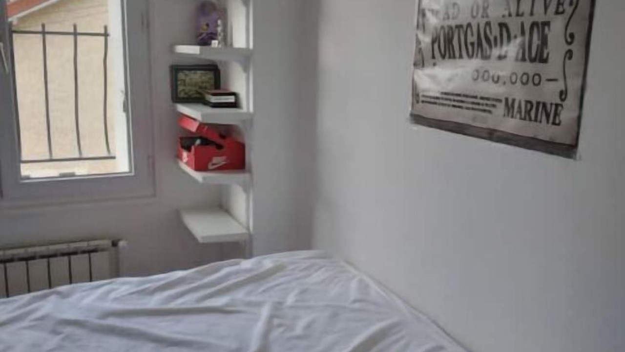 Photo of Bedroom in Orly