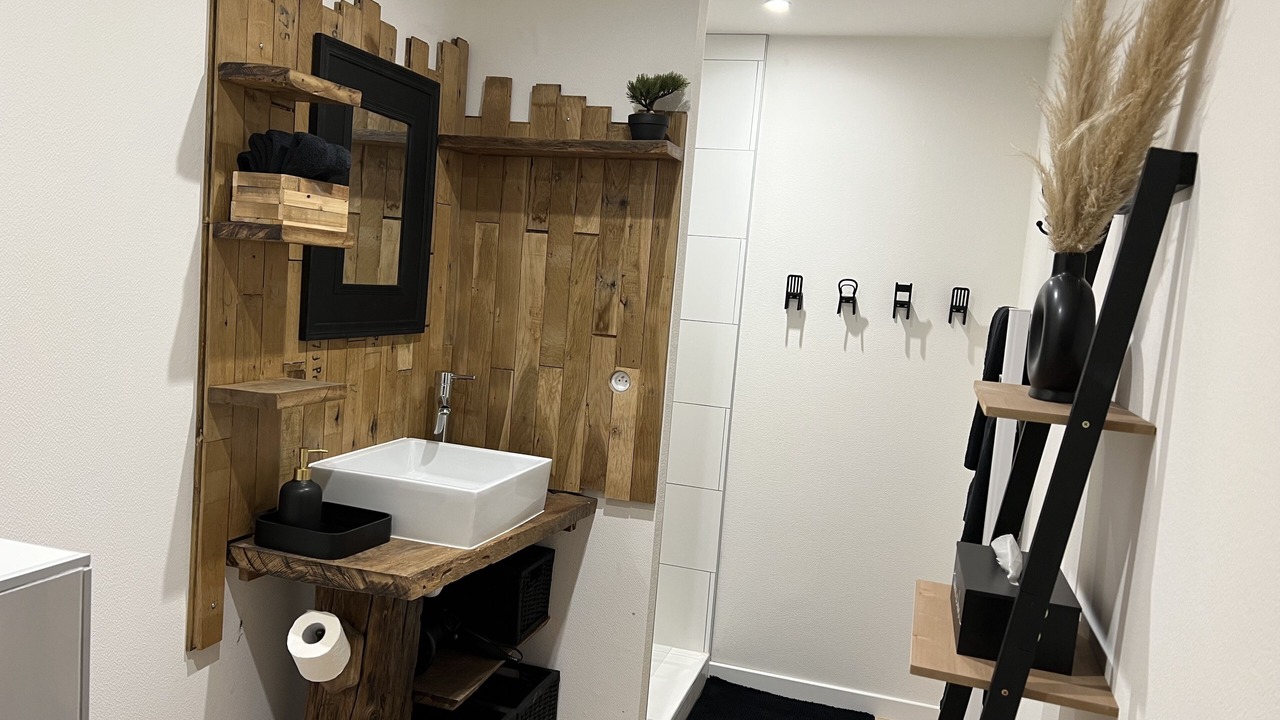 Photo of Bathroom in Pays Riolais