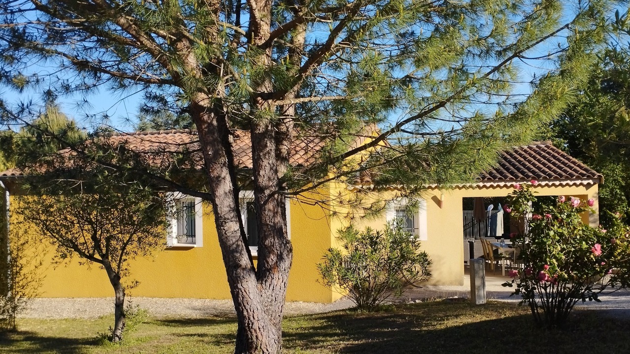 Photo of Outdoor in Sampzon