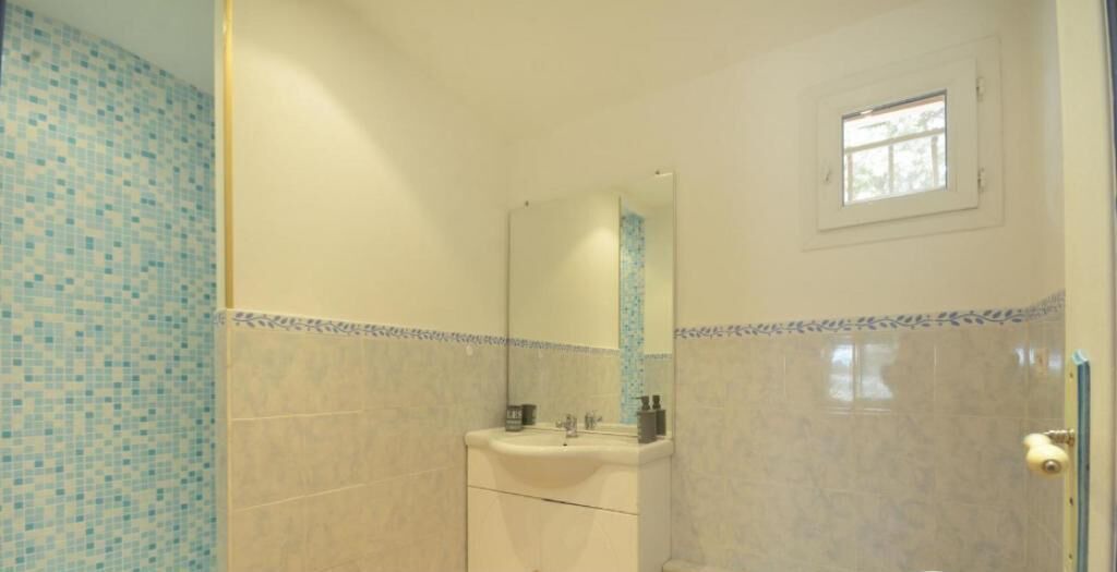 Photo of Bathroom in Aubignan