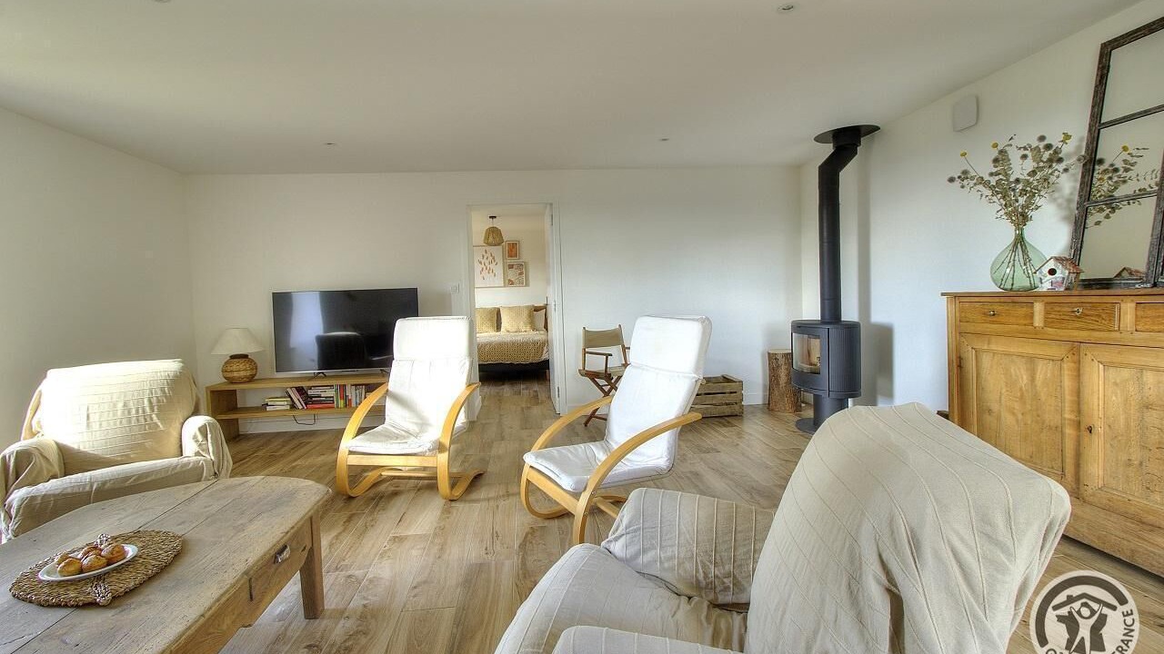 Photo of Livingroom in Saint-Jean-la-Bussiere