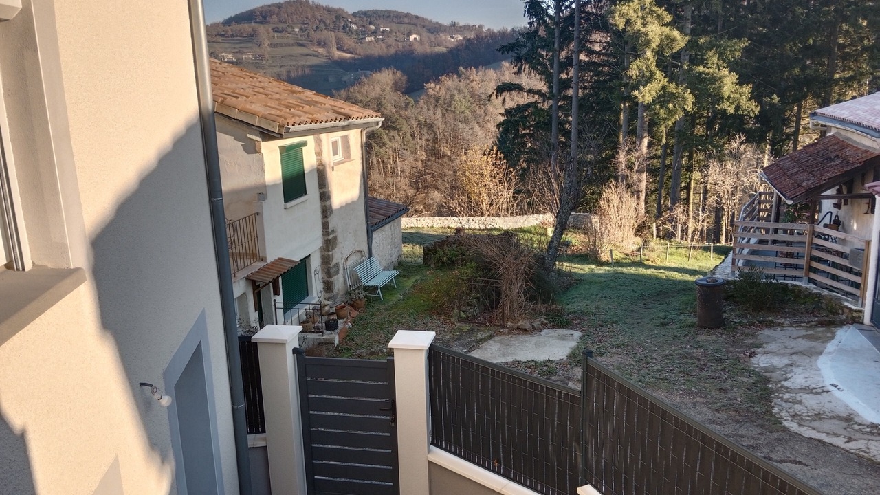 Photo of Outdoor in Champis