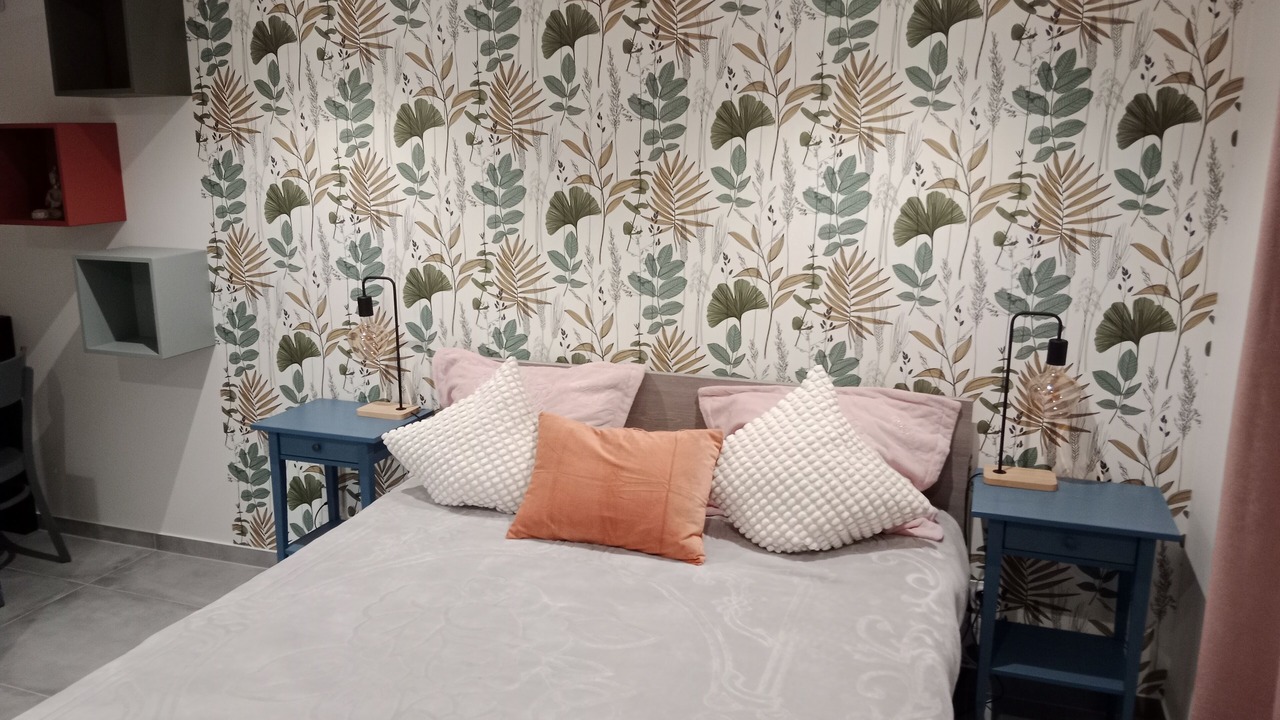 Photo of Bedroom in Champis