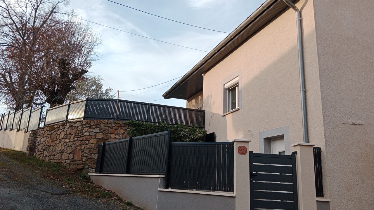 Photo of Outdoor in Champis