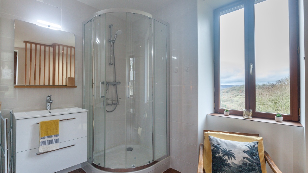 Photo of Bathroom in Nuces