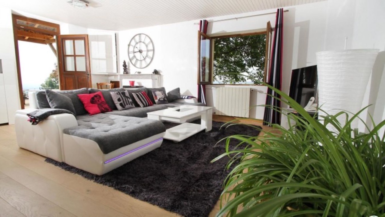 Photo of Livingroom in Montmiral
