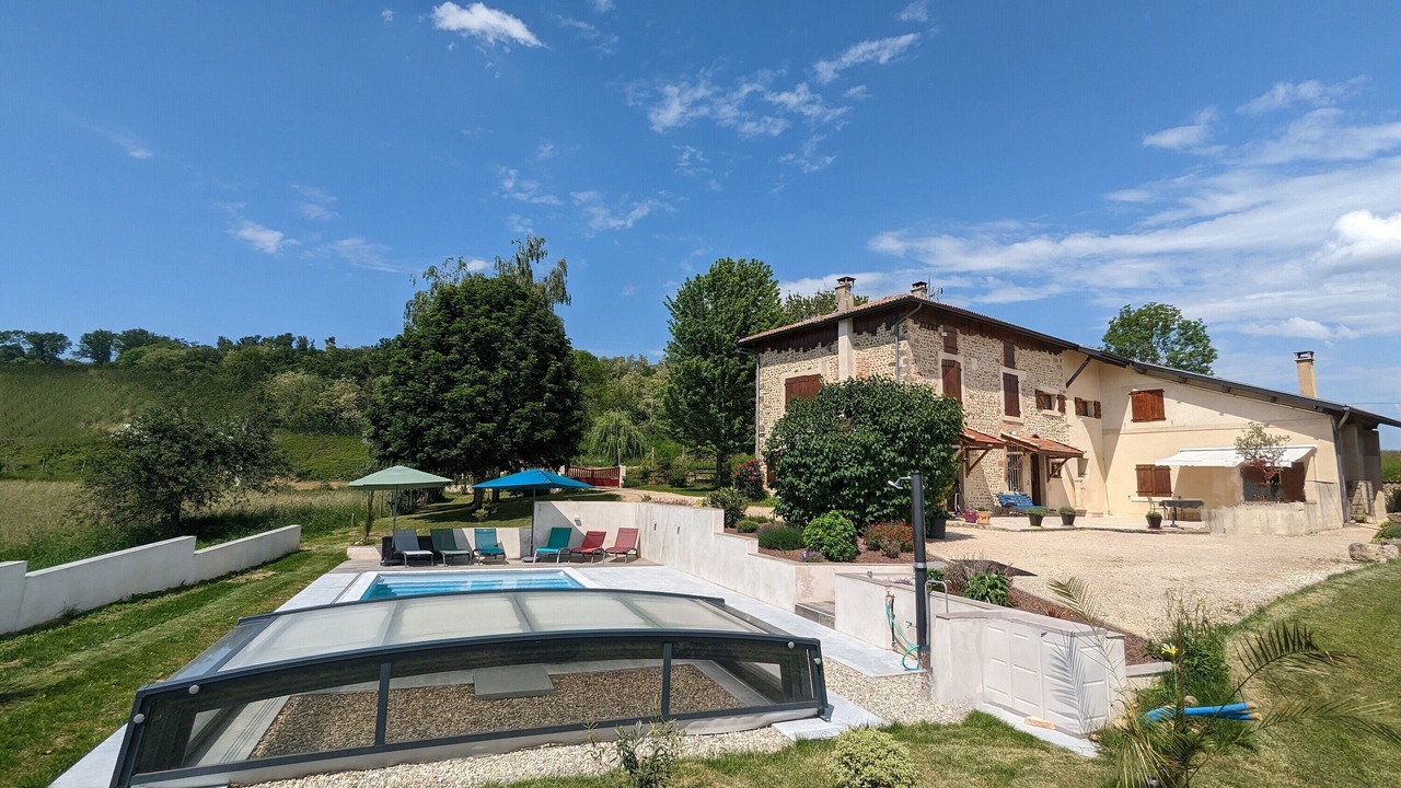 Photo of Outdoor in Montmiral