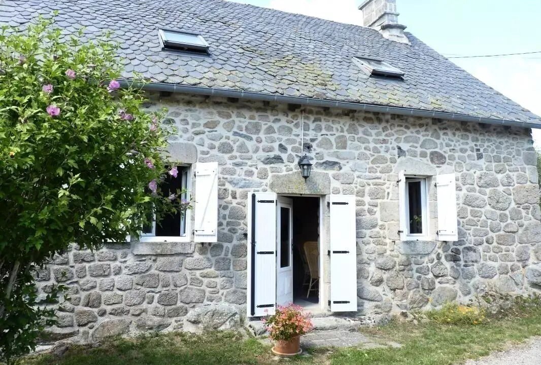 Photo of Outdoor in Sarroux-Saint-Julien