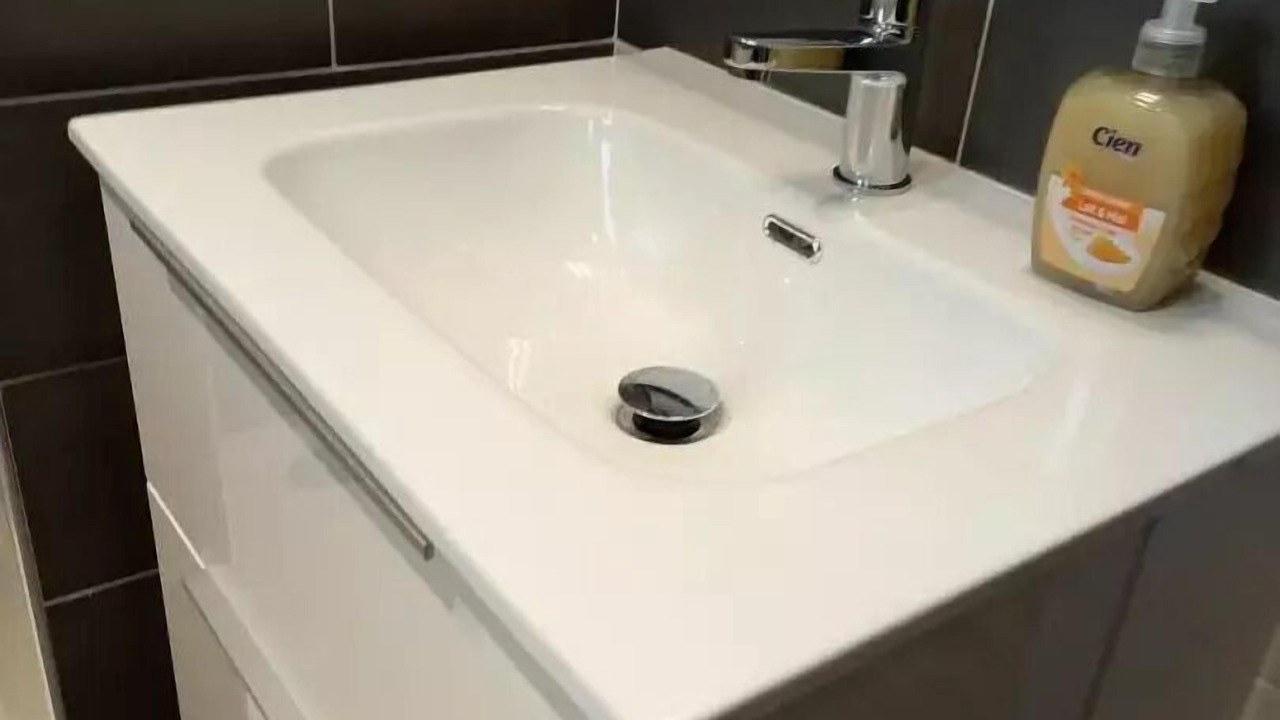 Photo of Bathroom in Serandon