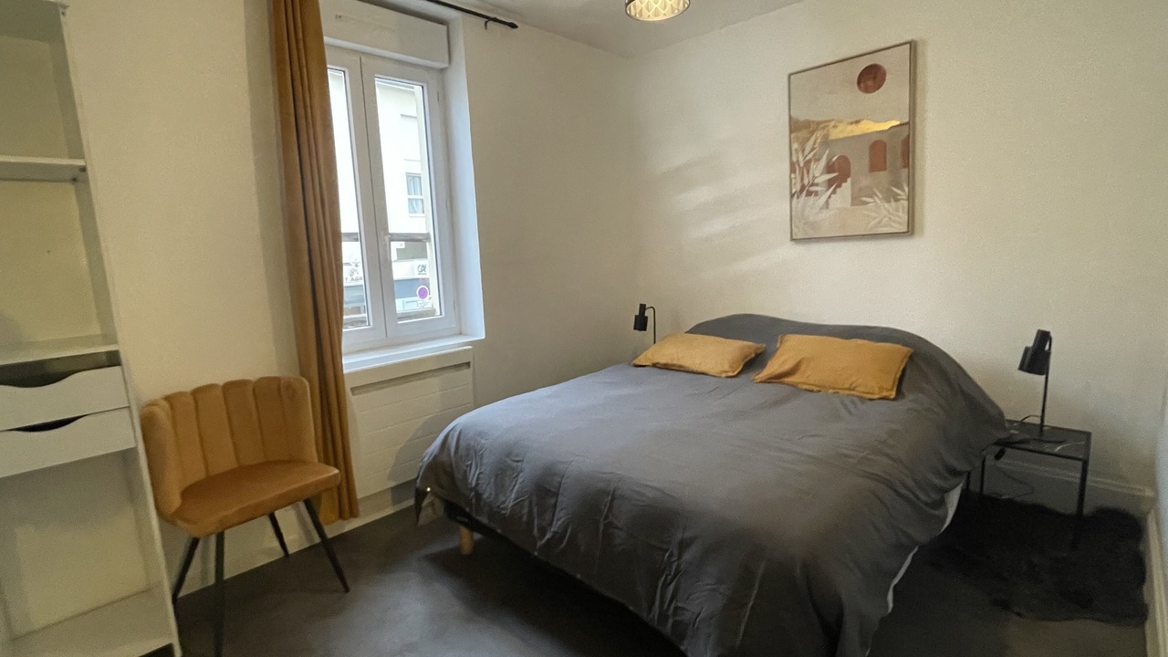 Photo of Bedroom in Charnay-les-Macon