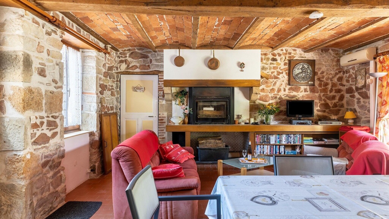Photo of Livingroom in Rouy