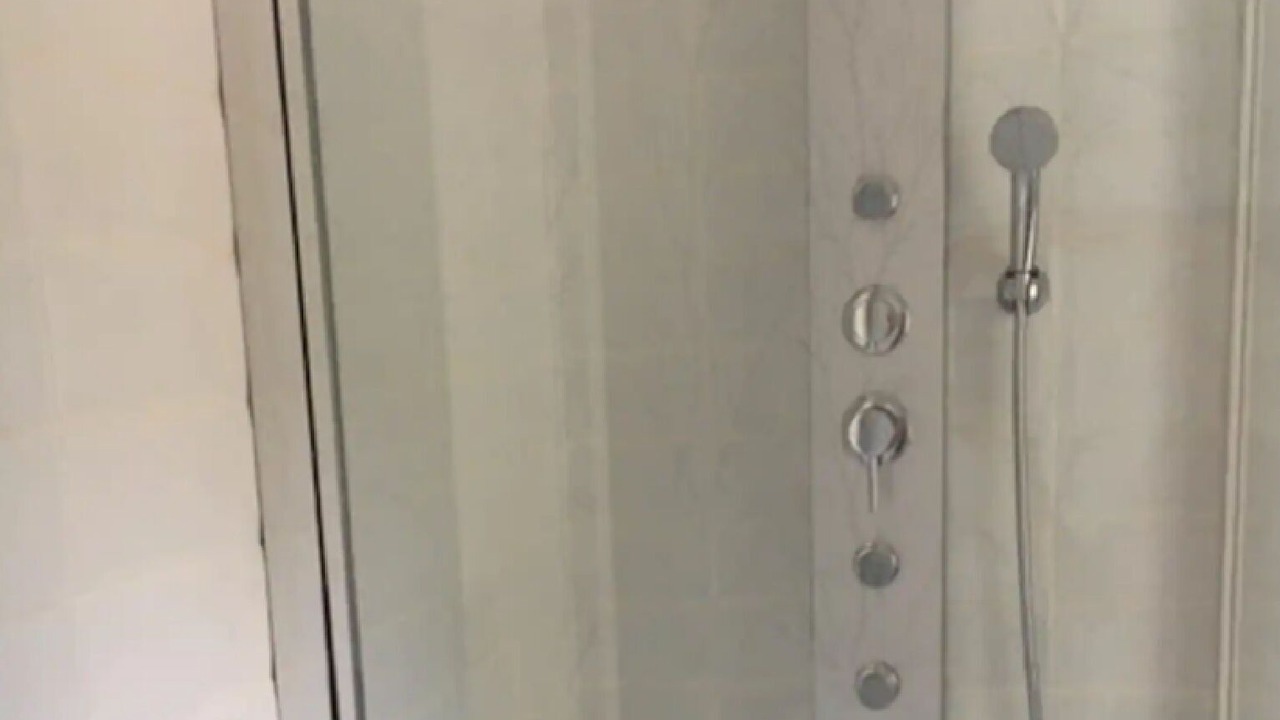 Photo of Bathroom in Precy
