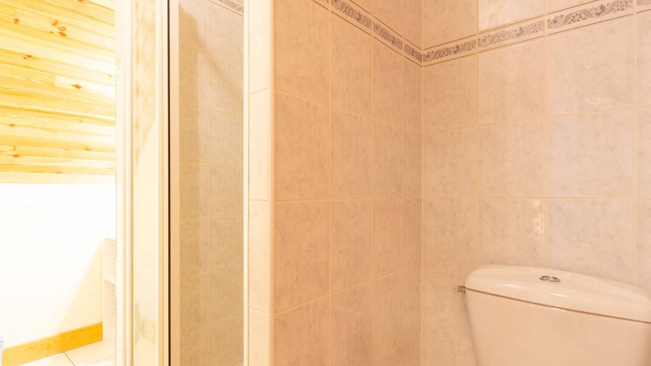 Photo of Bathroom in Loudervielle