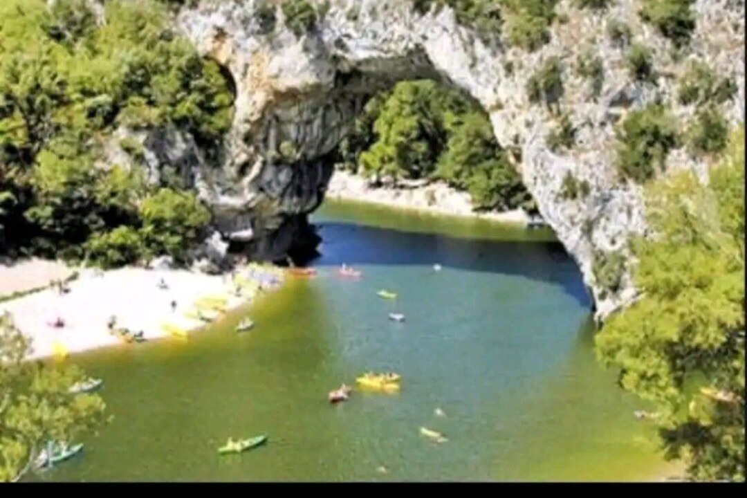 Photo of Outdoor in Saint-Maurice-sur-Eygues