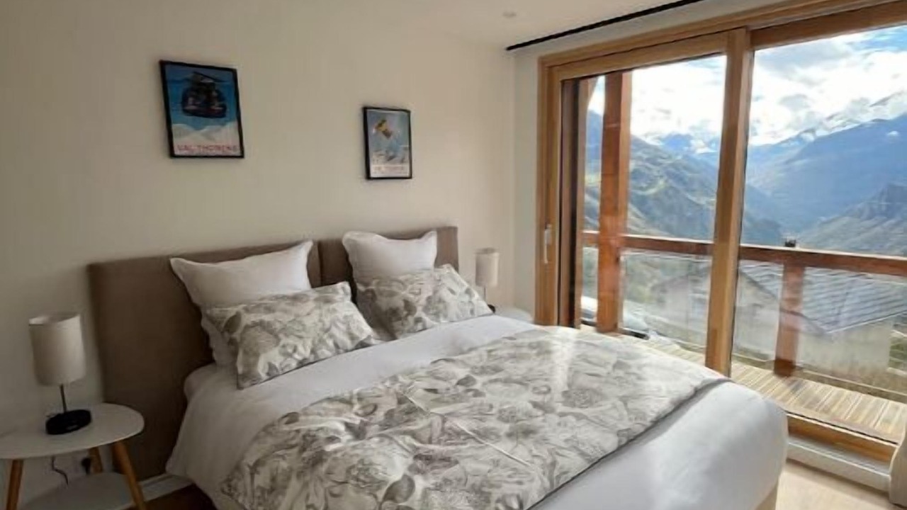 Photo of Bedroom in Great Alpine Road