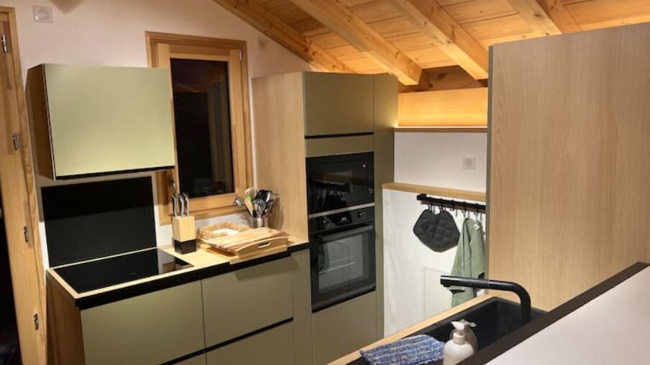 Photo of Kitchen in Great Alpine Road