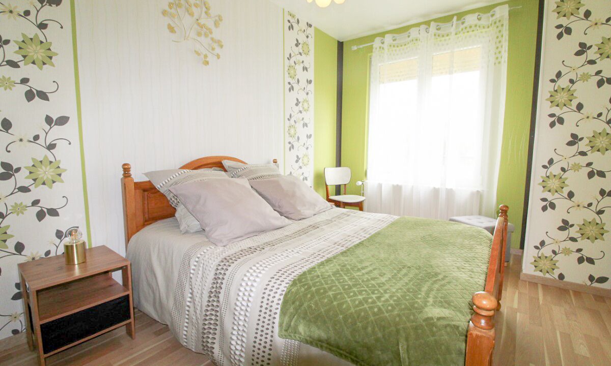 Photo of Bedroom in Saint-Loup-sur-Semouse