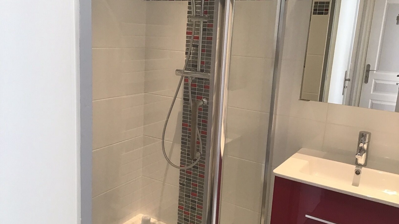 Photo of Bathroom in Epinay-sur-Orge