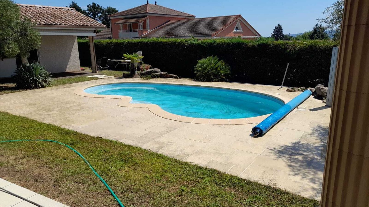 Photo of Outdoor in Saint-Maurice-l'Exil