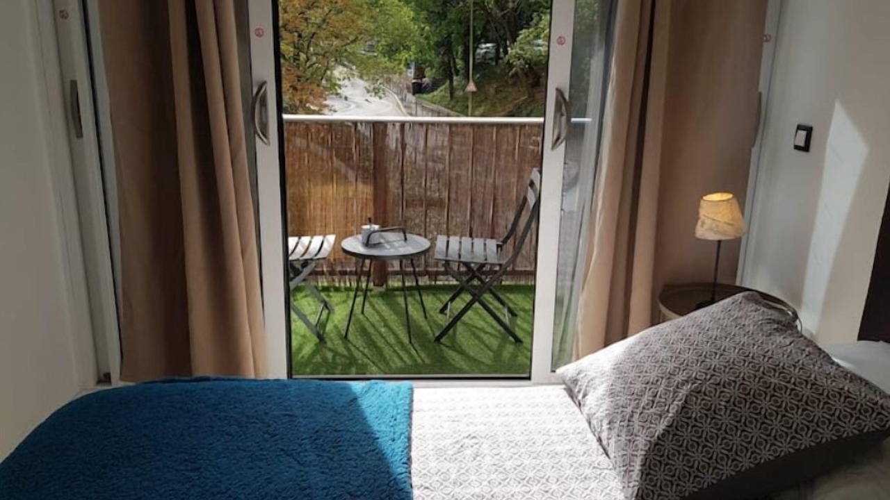 Photo of Bedroom in Athis-Mons