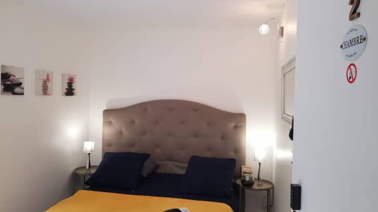 Photo of Bedroom in Athis-Mons