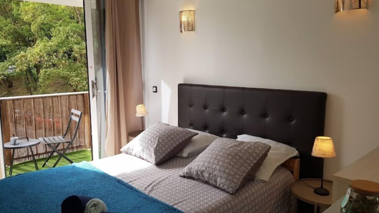Photo of Bedroom in Athis-Mons