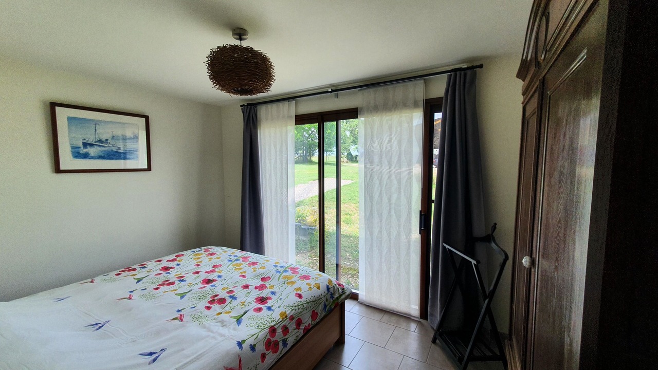 Photo of Bedroom in Claudon