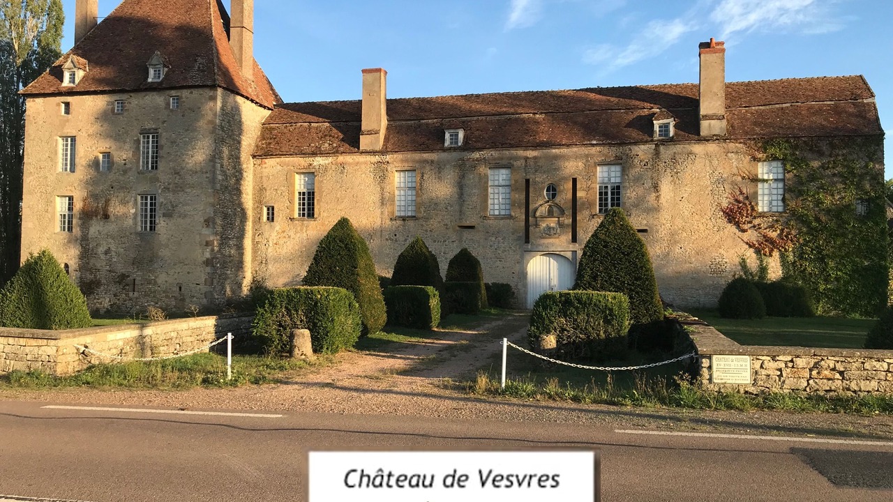 Photo of Outdoor in Rouy