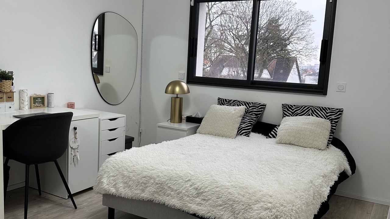 Photo of Bedroom in Verrieres-le-Buisson