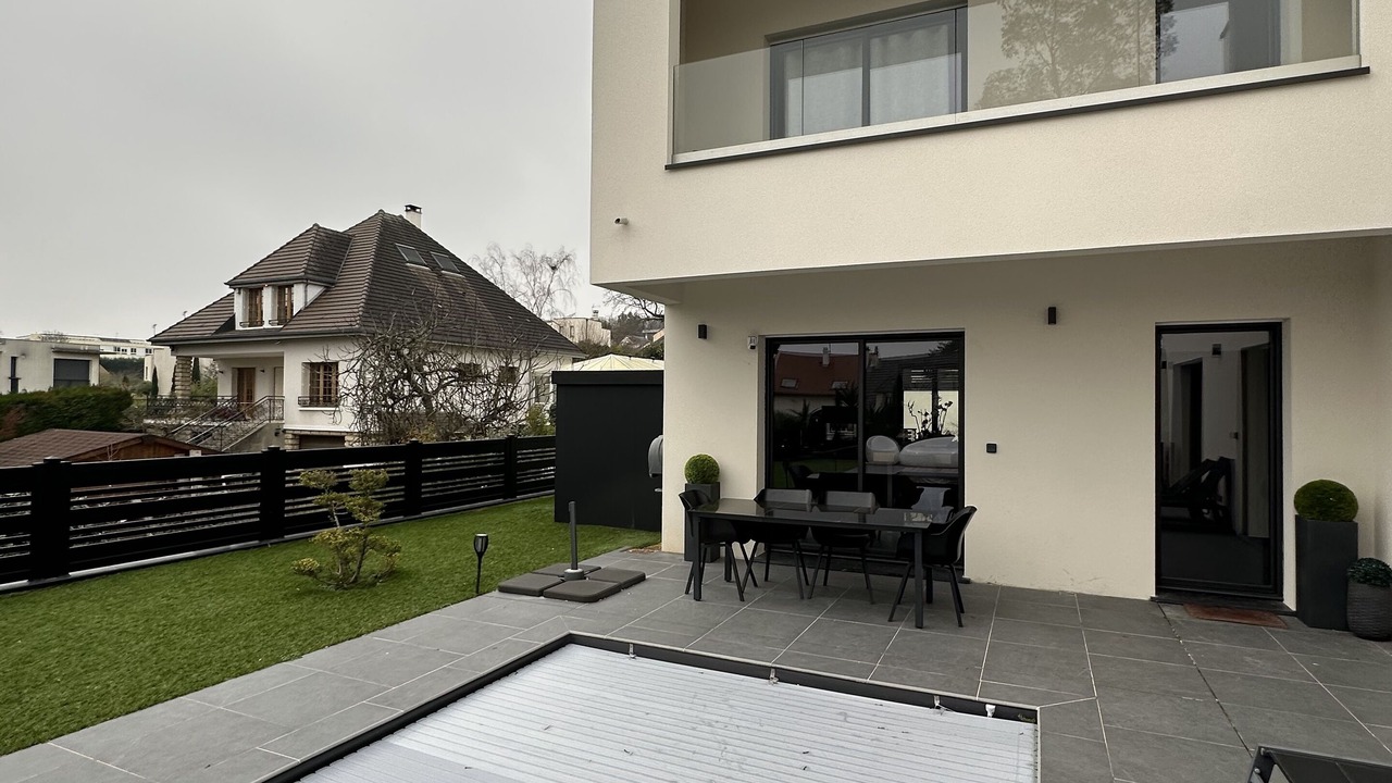 Photo of Outdoor in Verrieres-le-Buisson