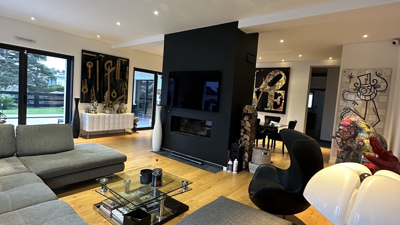 Photo of Livingroom in Verrieres-le-Buisson