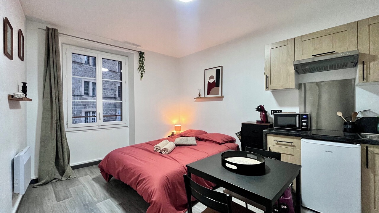 Photo of Bedroom in Rhone Crussol