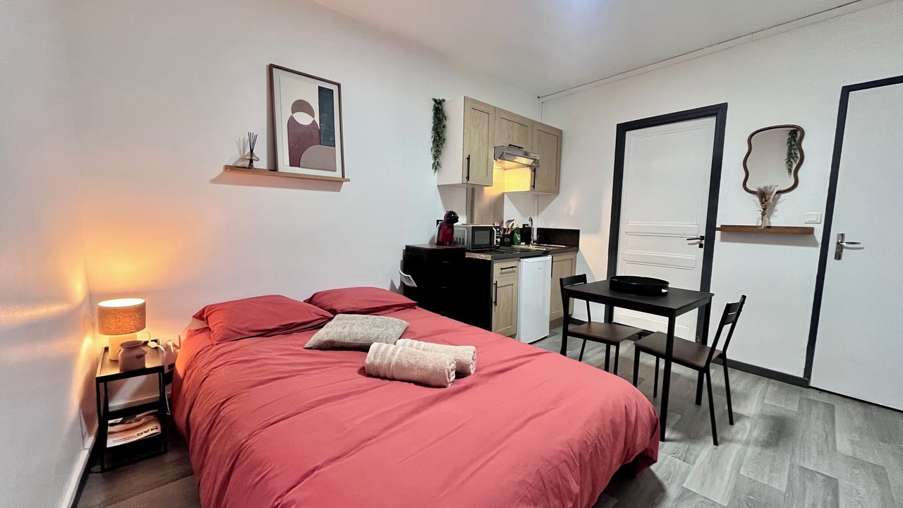 Photo of Bedroom in Rhone Crussol