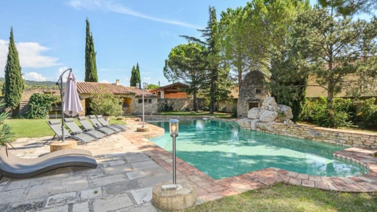 Photo of Outdoor in Saint-Pierre-de-Vassols