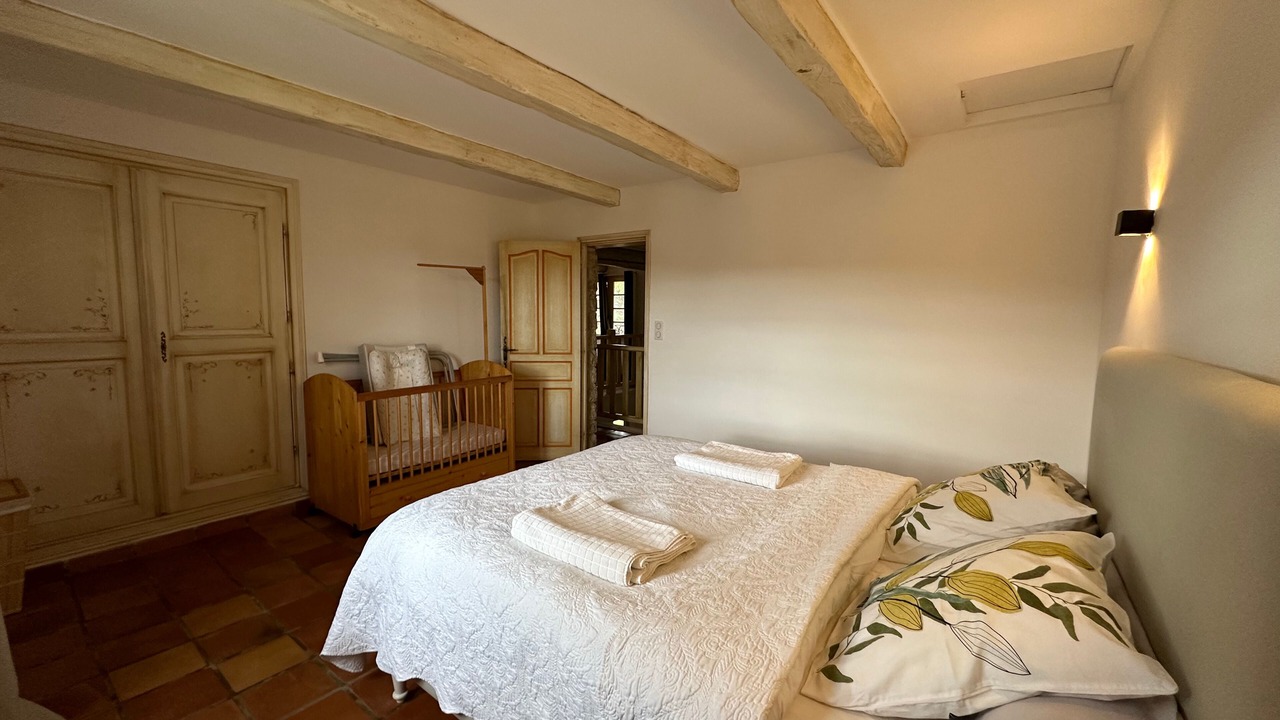 Photo of Bedroom in Saint-Pierre-de-Vassols