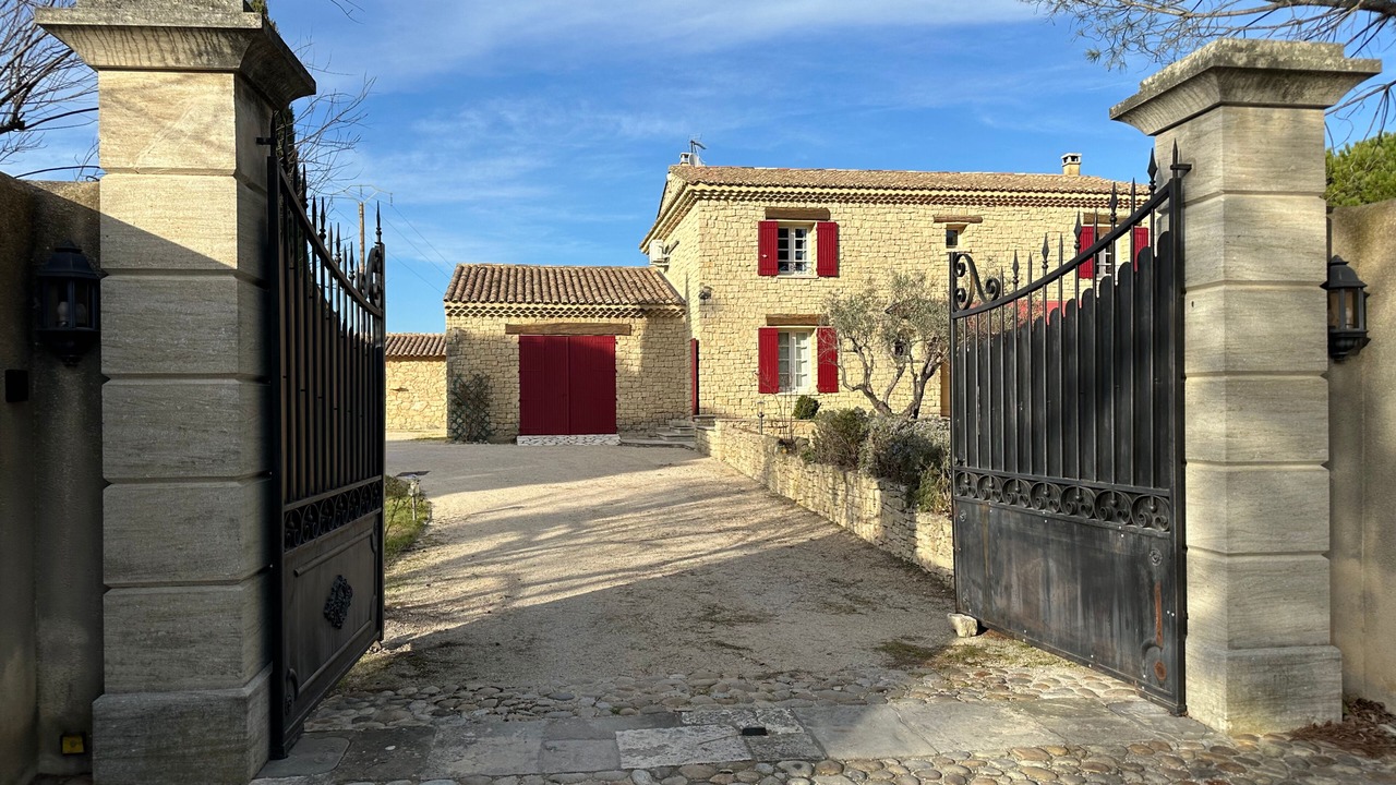 Photo of Outdoor in Saint-Pierre-de-Vassols