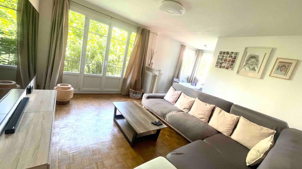 Photo of Livingroom in Louis Bertrand-Mirabeau-Semard